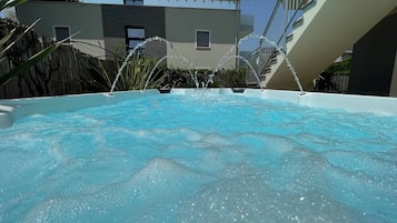 Piscina stagionale all'aperto