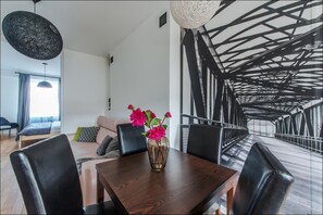 City Apartment, 2 Bedrooms | Iron/ironing board, free WiFi - P&O Apartments Chmielna (Warsaw)
