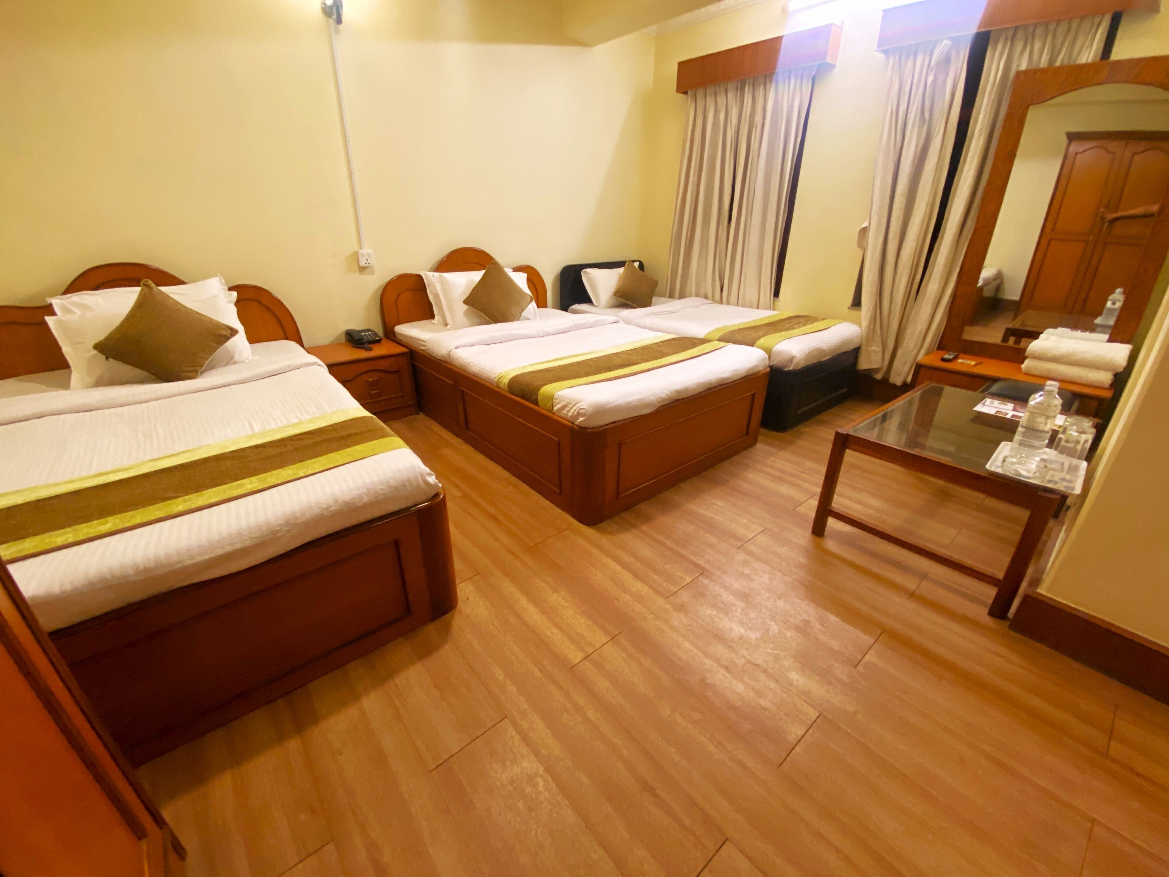 1 chambre, minibar, coffre-fort, ameublement unique