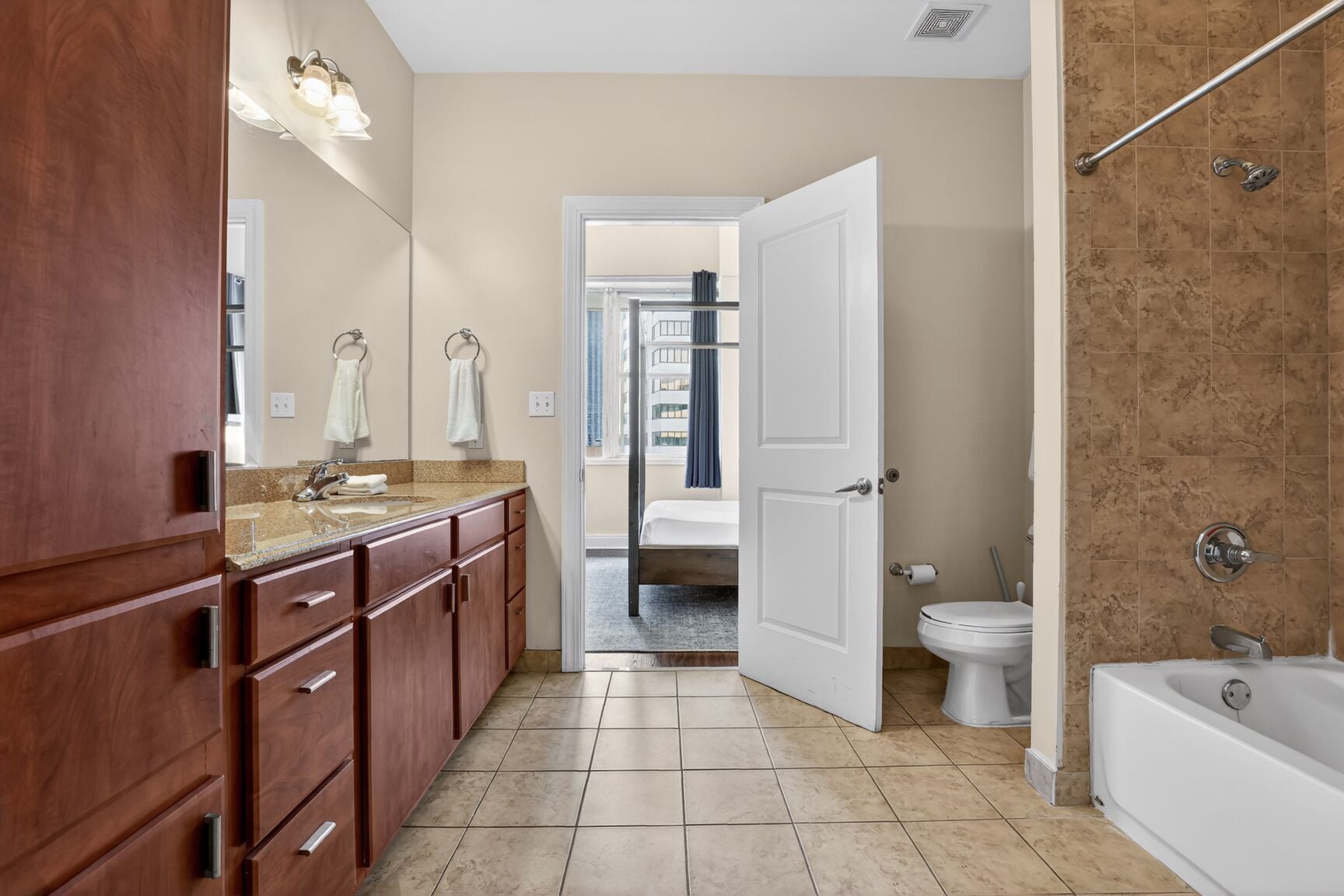 Foto - Roami at Duncan Plaza