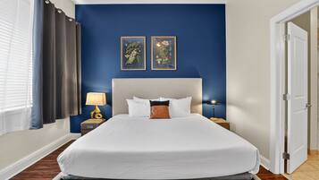 Superior-huoneisto, 1 makuuhuone | Yksilöllisesti kalustettu, kannettavalle tietokoneelle sopiva työtila