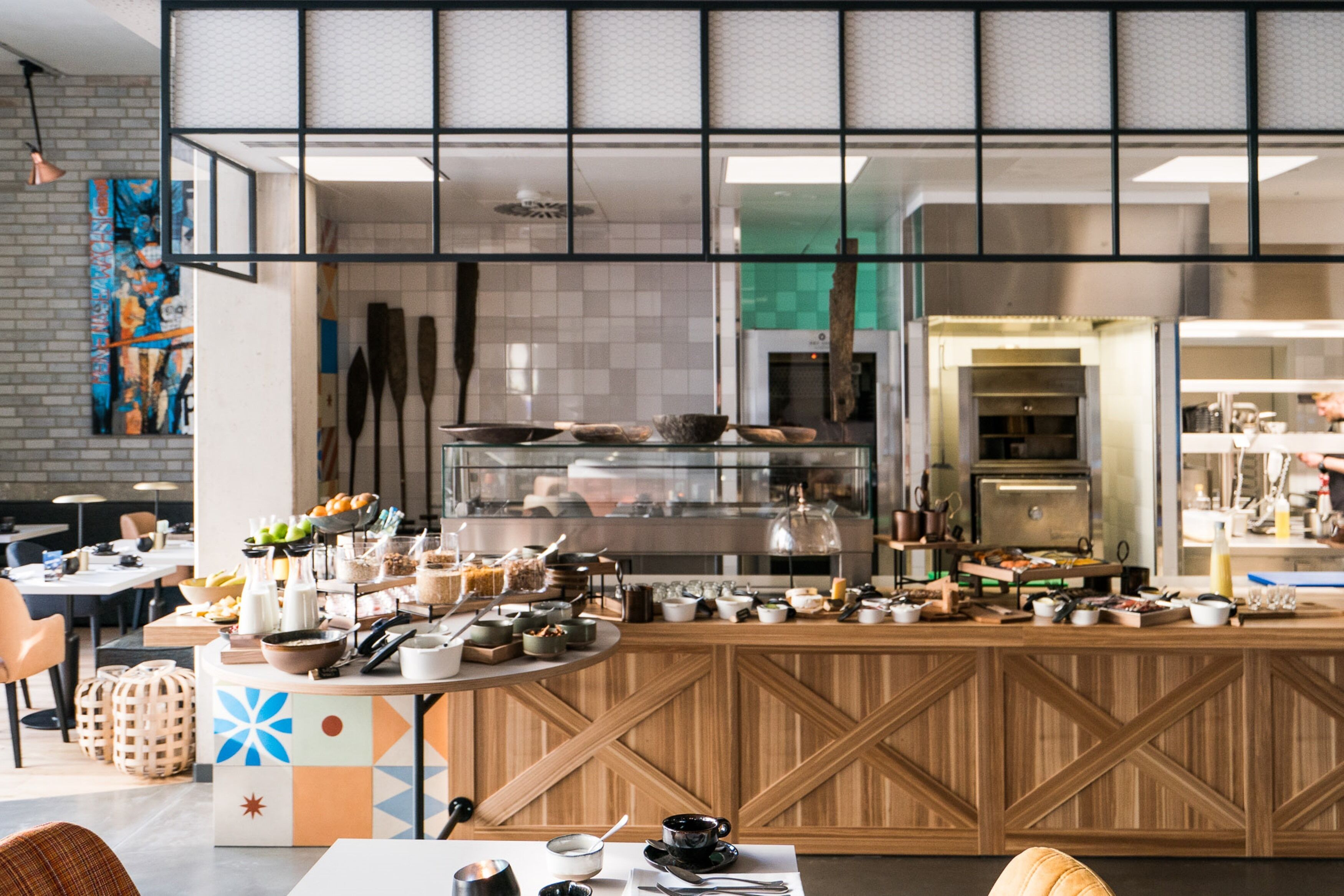 daily full breakfast (eur 29.00 per person)