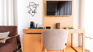 Deluxe Double or Twin Room, Terrace | Kemudahan bilik