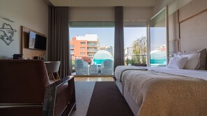 Literie de qualité supérieure, coffres-forts dans les chambres, bureau