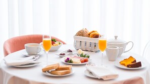 Petit déjeuner continental compris tous les jours