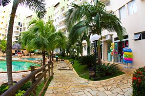 3 outdoor pools, a heated pool
