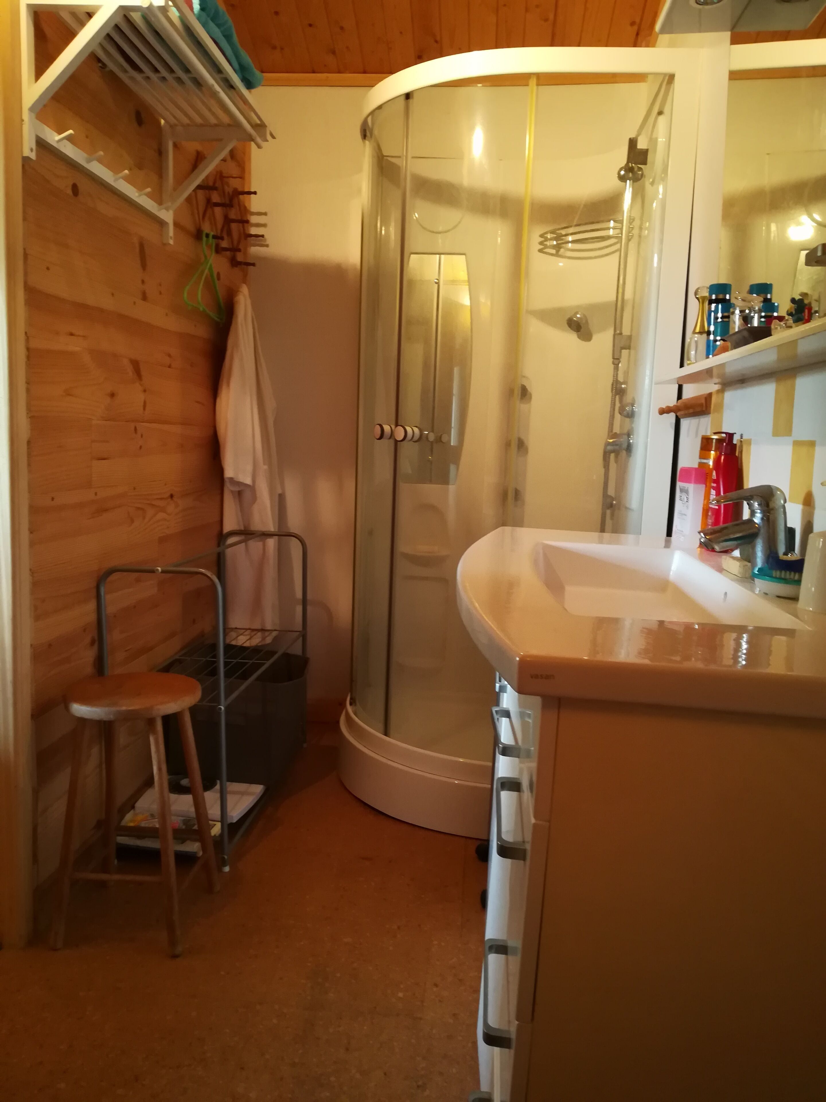Een douche, een haardroger