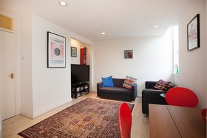 Een flatscreentelevisie