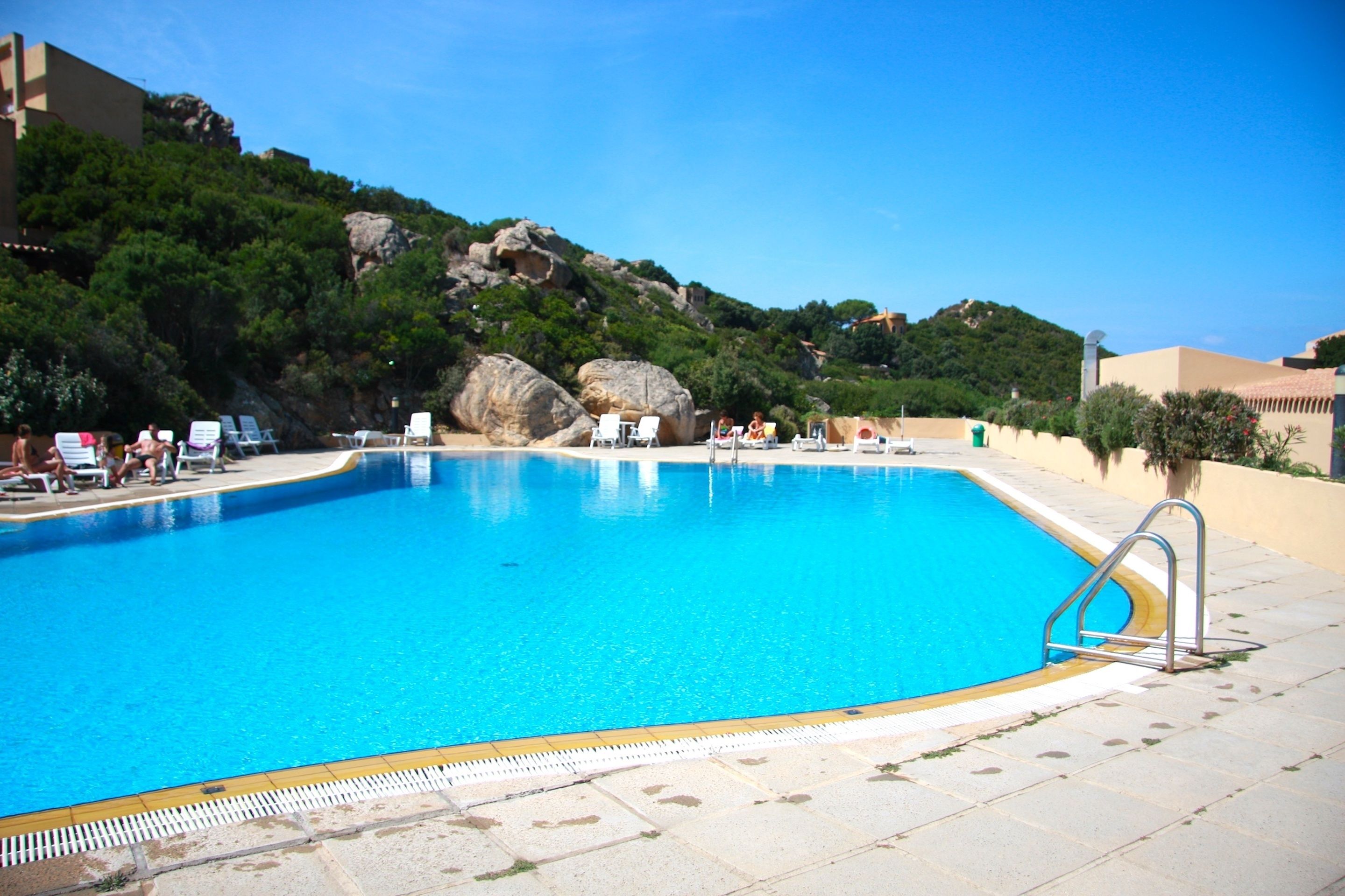 Piscina stagionale all'aperto