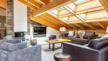 Penthouse 8 persons, Private Sauna | 3 bedrooms, premium bedding, free WiFi