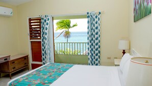 Premium with a Queen or 2 Double Beds, AC Ocean/PoolView