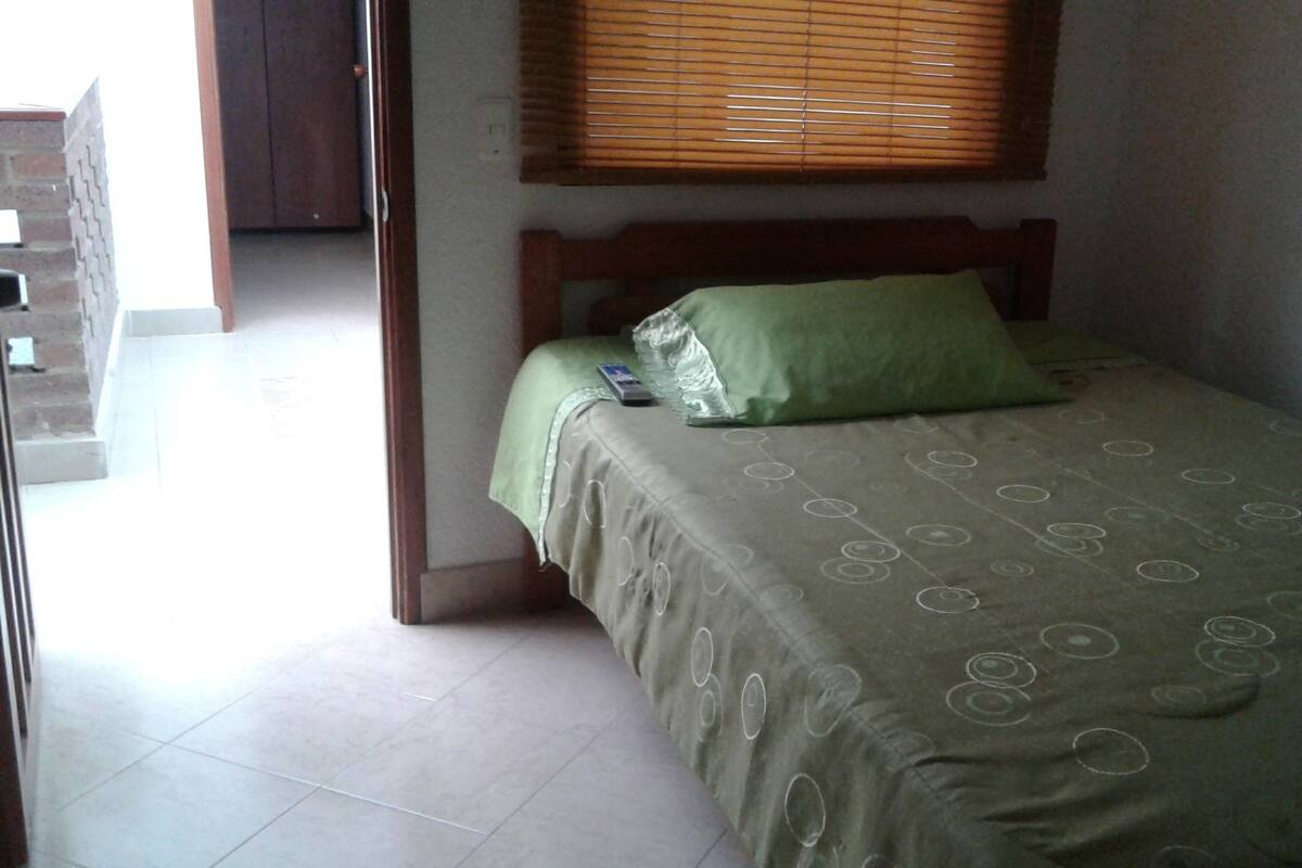 Economy Double Room | Iron/ironing board, free WiFi