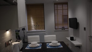 Unclassified image, 4 of 15, button - Shepherd Apartment (Reading)