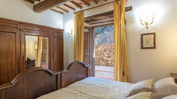 Departamento, 3 habitaciones | 1 habitación, ropa de cama de alta calidad y cunas