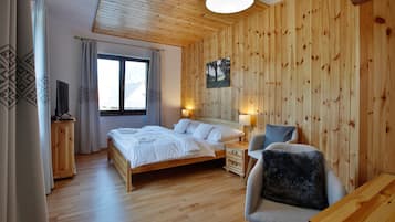 Double Room (Borovica) | 1 bedroom, cribs/infant beds, free WiFi