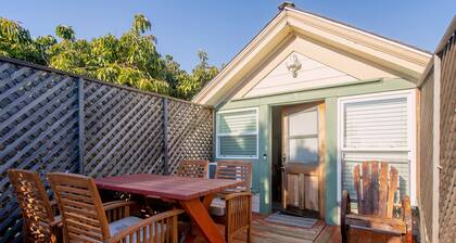 Alameda 3BR luxury Penthouse, 2 blocks to downtown, near beach, 2 free parking.