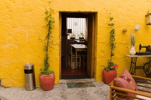 Breakfast area - Hotel Piru Wasi Arequipa (Arequipa)