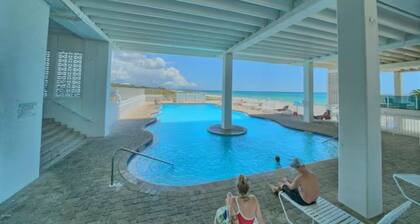 Gulf Front condo PRIVATE JACUZZI BATH and almost a mile of private gated beach.