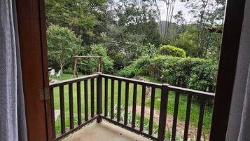 Comfort Room | 1 bedroom, hypo-allergenic bedding, minibar, individually decorated