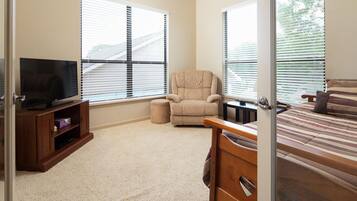 3 chambres, fer et planche Ă repasser, Wi-Fi gratuit, draps fournis