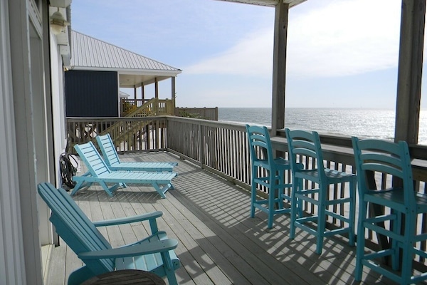 Gulf front deck