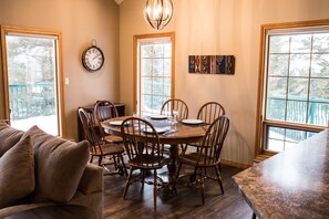 Dining - Marble Canyon 3 bedroom townhome: Unit 401P1 (Fairmont Hot Springs)