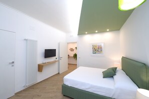 Deluxe-værelse - 1 kingsize-seng - terrasse (Ischia) | 10 soveværelser, premium-sengetøj, dundyner, minibar