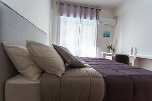 Kamar Deluks, balkon | 10 kamar tidur, seprai premium, selimut bulu angsa, dan minibar