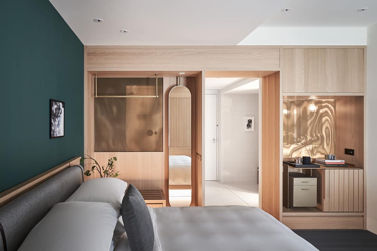 premium bedding, down duvets, minibar, in-room safe