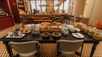 Frokostbuffé hver dag (EUR 20.95 per person)