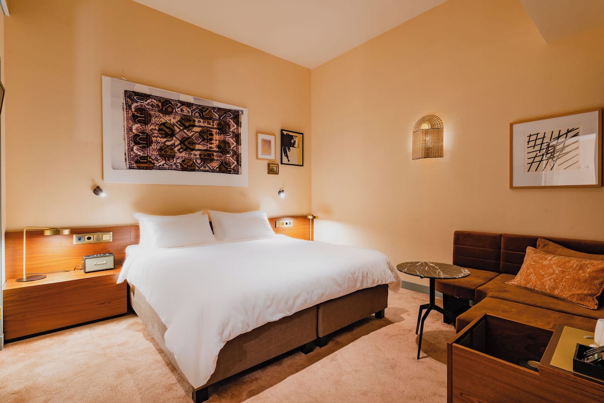 Economy Double/Twin Room (No Windows) | Sängtillbehör av högsta kvalitet och värdeförvaringsskåp på rummet
