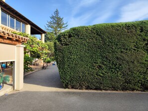 Deluxe Suite, Garden View | View from room - Villa Liberty (Entraigues-sur-la-Sorgue)