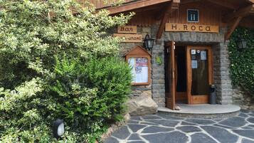 Entrée de l’hébergement