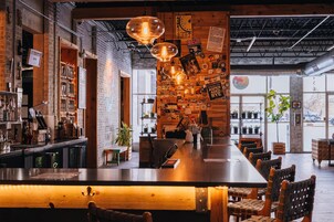Bar (en la propiedad)