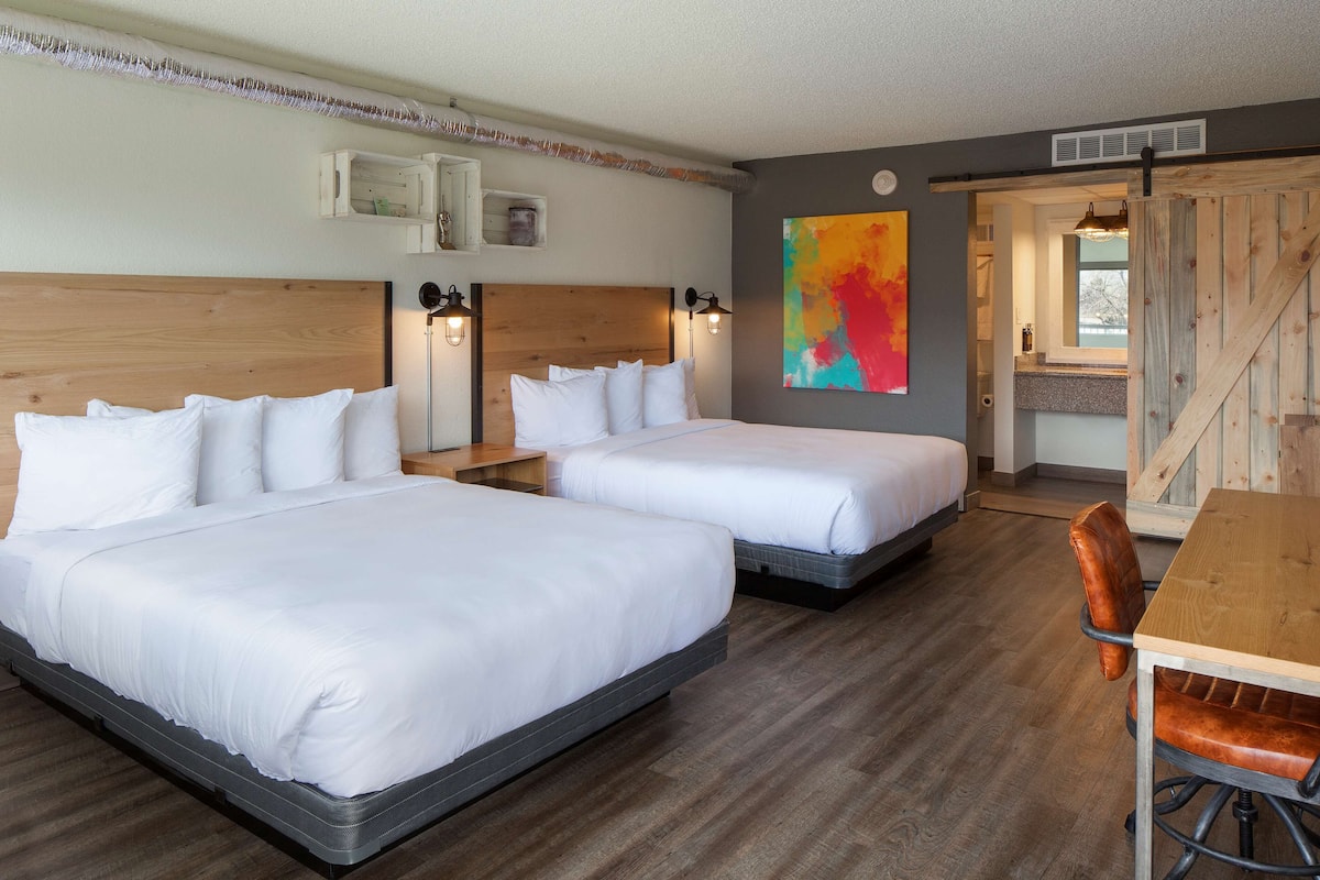 standard room, 2 queen beds, non smoking | 1 bedroom, hypo-allergenic bedding, memory-foam beds, desk