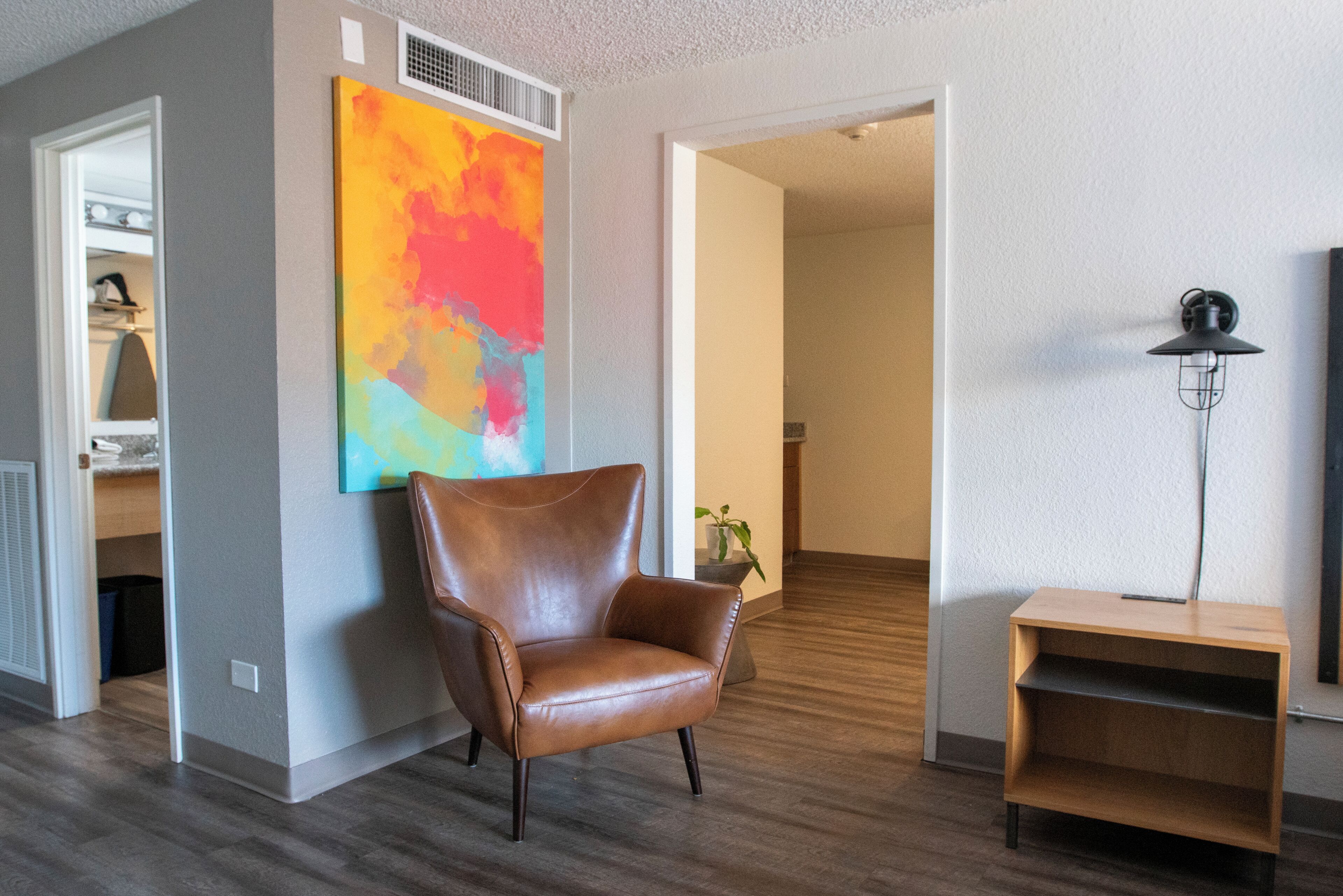Sviitti, 2 makuuhuonetta, tupakointi kielletty (Interior Entry) | Allergiatestatut vuodevaatteet, memory foam -patjalliset sängyt