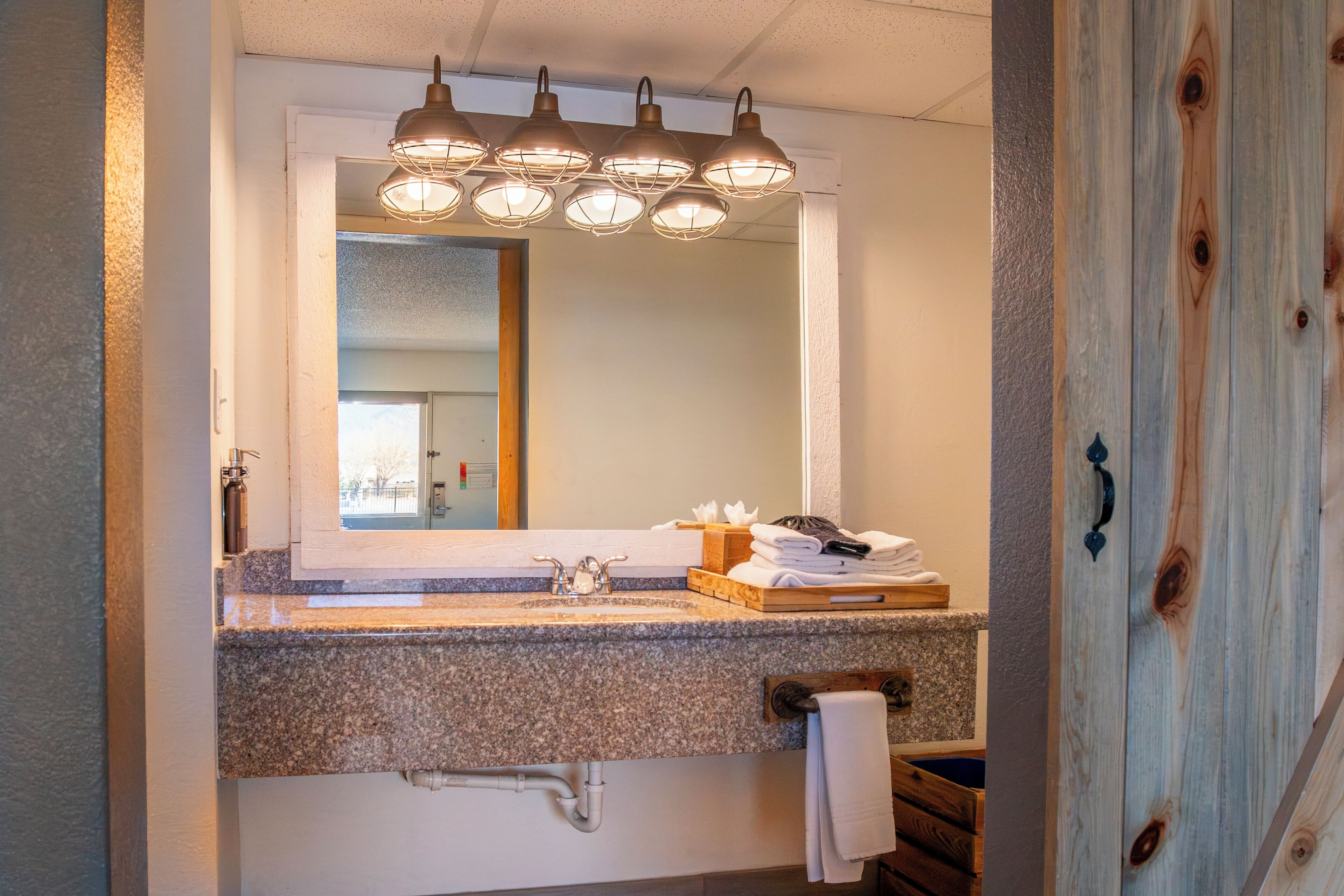 SCP Hotel Colorado Springs Guest Reviews 2026 - Expedia