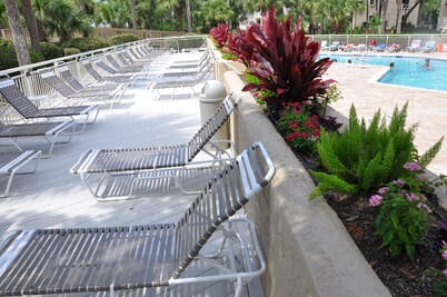 1st floor #430 ONLY 6 steps down to pool/beach  PERFECT family unit reasonable