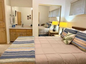 2 bedrooms, iron/ironing board, free WiFi, bed sheets
