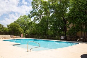 Pool - CW C101 Condo de Comal (New Braunfels)