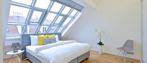 1 sovrum, internet och sängkläder