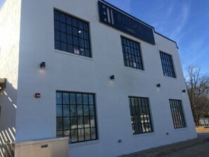 Exterior - The Hotel at Huntington Square (Jonesboro)