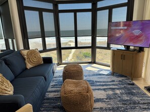 Smart TV, DVD player