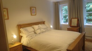 4 Schlafzimmer, Bügeleisen/Bügelbrett, Internetzugang