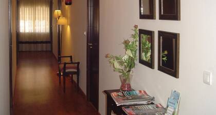 Hostal Cabrera
