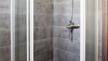 Family Villa, 2 Bedrooms (Villa Foivos) | Bathroom | Shower, free toiletries, towels