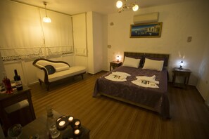 Deluxe Double Room | Premium bedding, minibar, in-room safe, desk - Mor Salkim Konagi (Cesme)