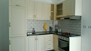 1 bedroom, desk, soundproofing, free WiFi - Villa August Ksamil (Ksamil)