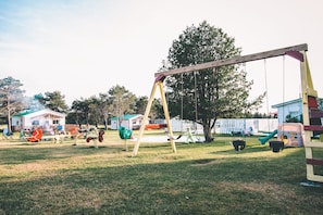 Sport court - Island Life Cottage (West Covehead)
