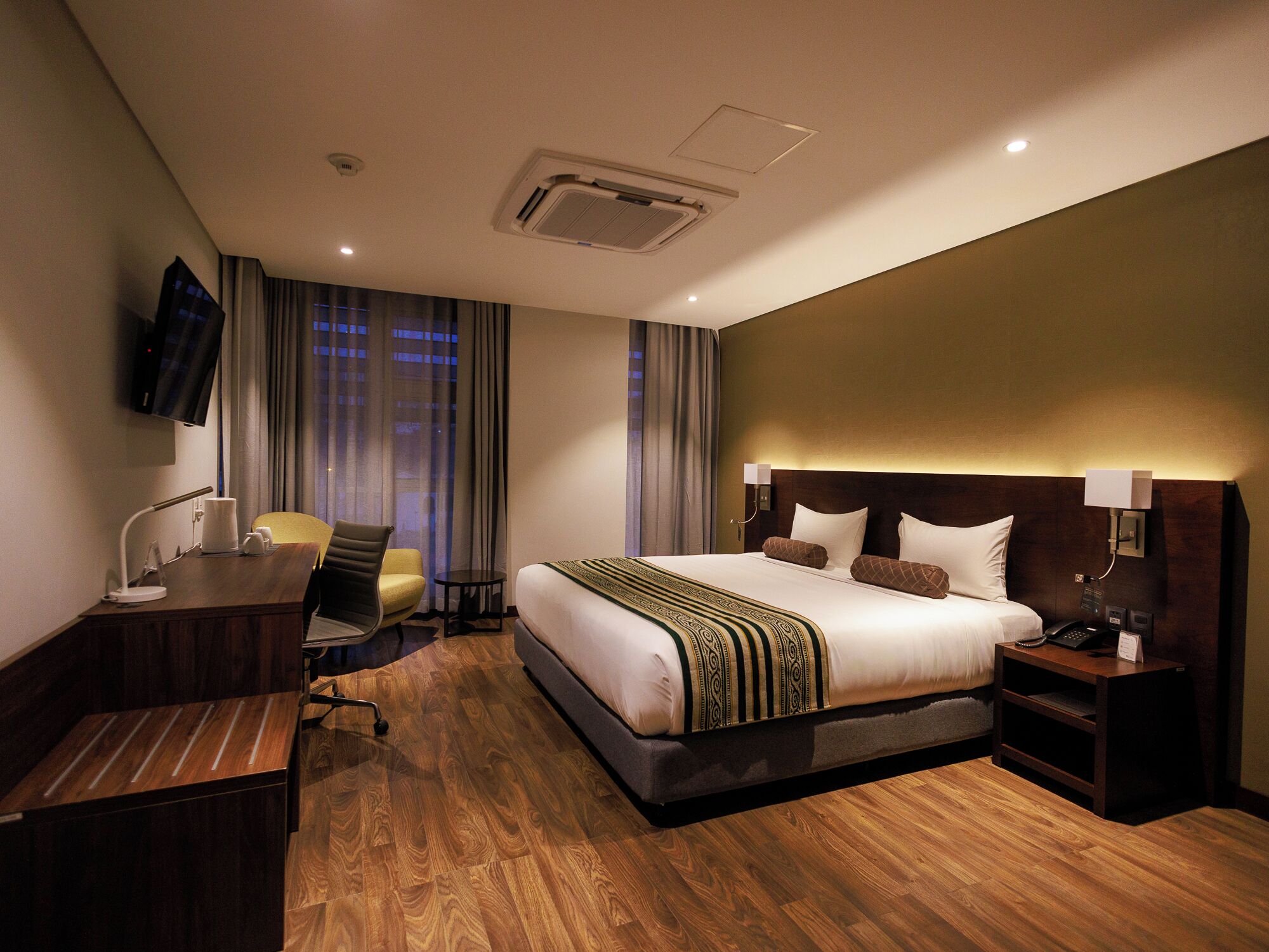 이그제큐티브 더블룸, 더블침대 1개 | 미니바, 객실 내 금고, 책상, 다리미/다리미판